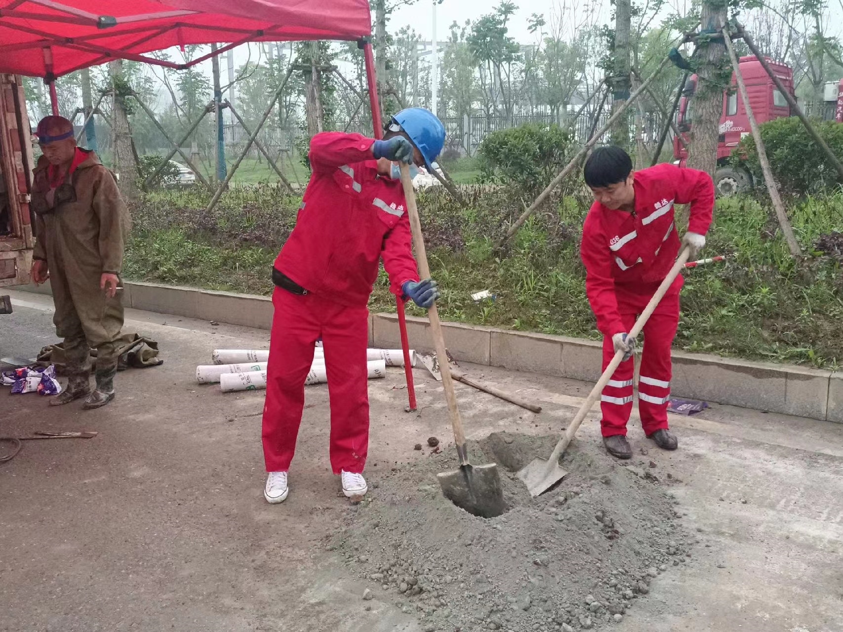 轵城镇管道疏通哪家好】及时进行市政管道清淤