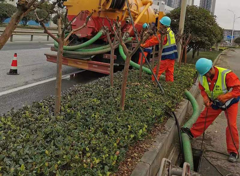 轵城镇市政管道清淤